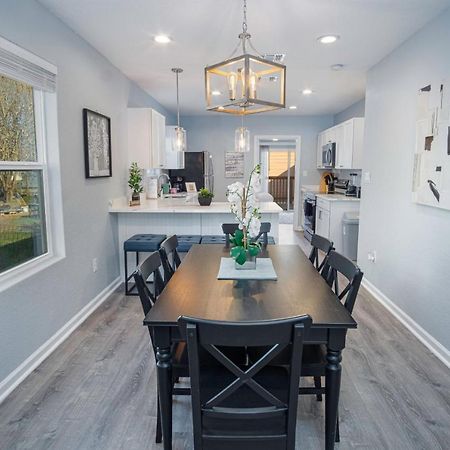 Adorable 4Br 2Ba Close To Riverwalk And Downtown San Antonio Extérieur photo