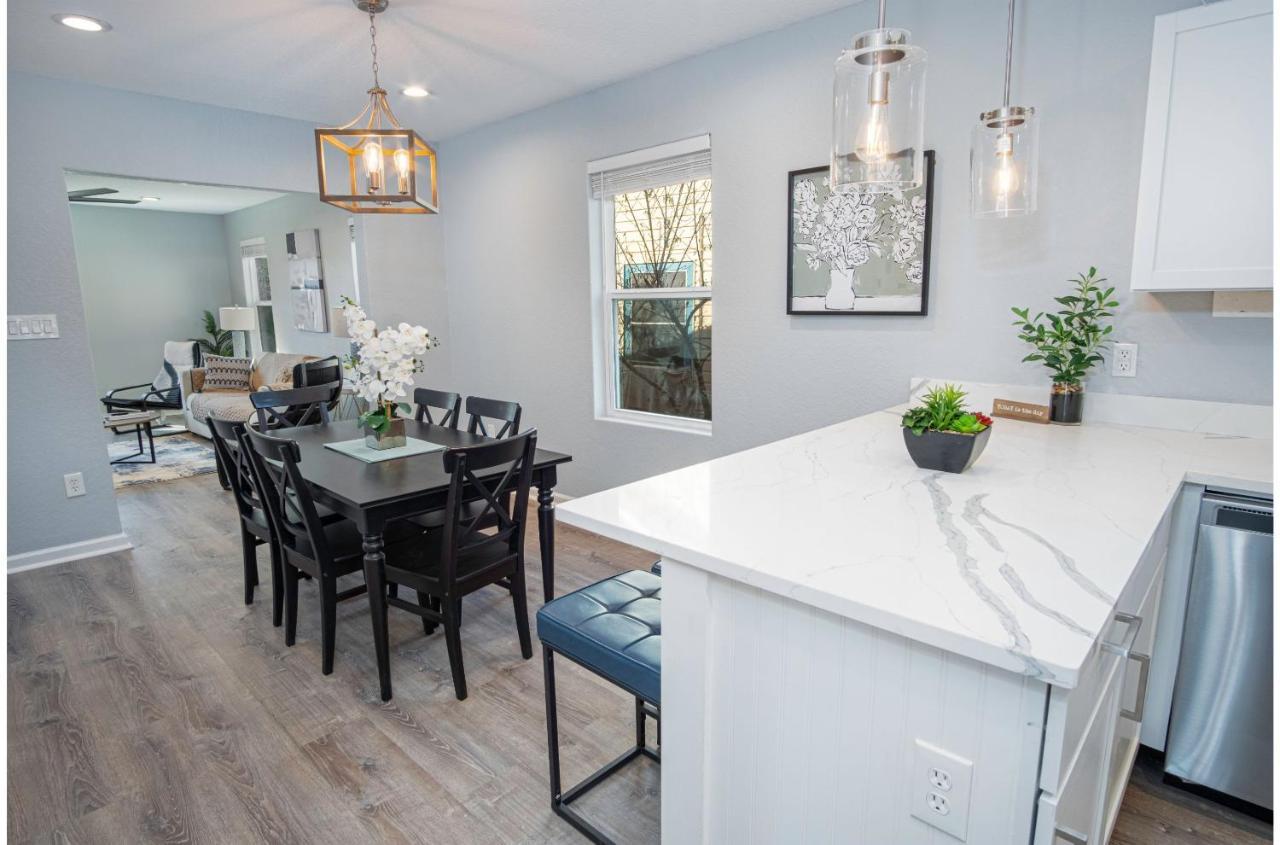 Adorable 4Br 2Ba Close To Riverwalk And Downtown San Antonio Extérieur photo